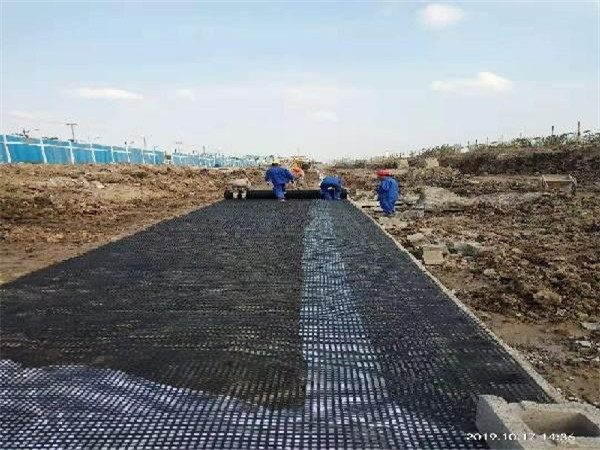 湖南陽光路邁新材料有限公司,土工格柵銷售,湖南波紋管 湖南陽光路邁新材料有限公司,土工格柵銷售,湖南波紋管